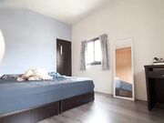 引出轨快递员挨操时还给老公打电话_被快递员的大鸡吧内射中出