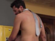 兄弟对不住了 是你老婆先动手的