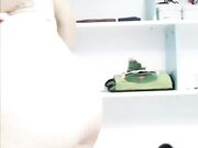 颜值不错身材苗条白皙御姐主播 穿着高跟鞋网袜 收费自慰秀 木耳很粉嫩