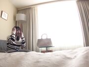 世界通用的肢体语言热爱日本的可爱美少女穿着制服服装以AV登场