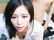 身材匀称长发飘飘黑丝极品高颜值妹子和眼镜大鸡吧男啪啪直播大秀