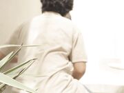 大奶美女吃鸡啪啪_在室外扒下牛仔裤撅着屁屁无套后入_内射_回房在补一枪_哥们真能射