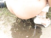 美女免费搭便车 不知道搭车的潜规则惨遭失身之痛抓着电线杆一顿艹