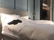 妹子加钟要1800 那就喊来闺蜜继续啪啪 胸大高颜值更好看