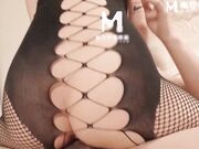 用肉棒教训骚媳妇 寻爱小叔惨遭抓包