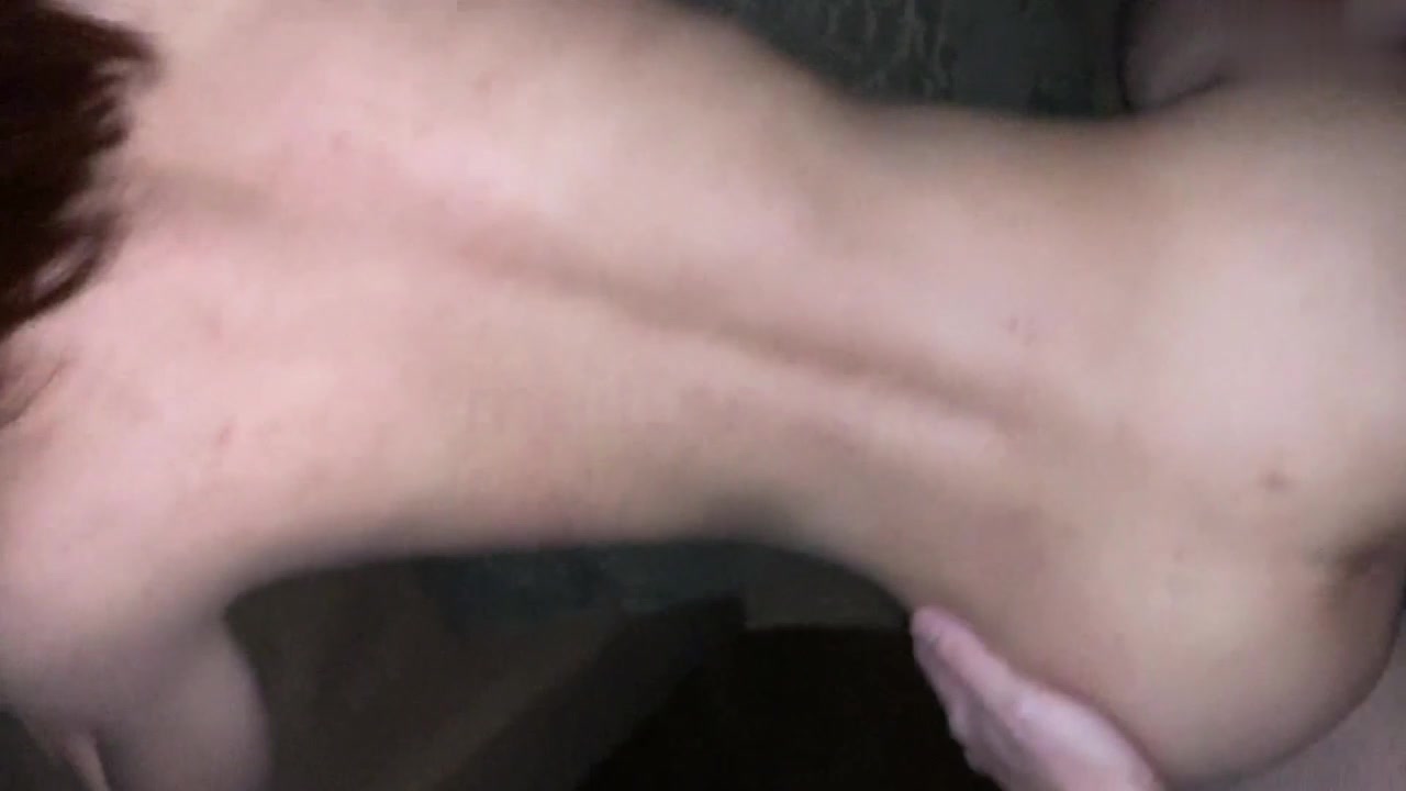 公司聚会灌醉美女同事_带回酒店各种姿势啪啪