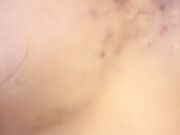 甜美白衣妹子啪啪，舌吻调情摸逼洗完澡口交骑坐后入猛操