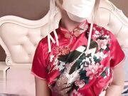 中华娘cos简直不要太诱人_从进入前的矜持到插入后的全方位电动小马达，魔鬼身材白虎粉逼_高潮颤挛抽搐