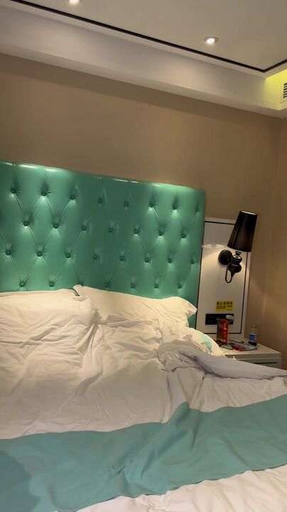 【_长沙处女学妹】学生妹约拍赚学费_慢慢被套路处女膜尚在