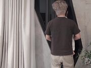 Cheating我丈夫和我在俱乐部遇到的另一个男孩，让他射在我的阴户里。对不起宝贝