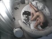 闷骚大奶眼镜妹性欲旺盛睡醒就要啪啪啪男友一动不动妹子全程主动舔硬肉棒