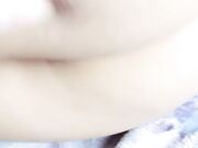 学生制服妹妹和小鲜肉男友 绝美一线天白虎穴 一看就流鼻血 无套插爽翻天 射一胸