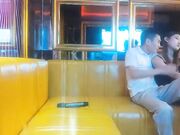 歌厅换了四五个小姐姐 灯红酒绿 沙发激情交合