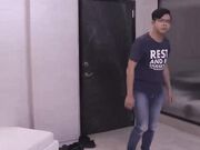 老婆卖身还债（上）终于还清债务，老婆的身体却不满足