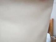 纹身男酒店一次约了2位气质性感的牛仔短裤大美女玩双飞