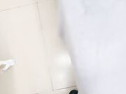 小夫妻直播赚钱 卧室中花样大战 对着奶子打飞机 大白屁股女上位啪啪