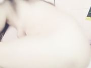 两风骚少妇 啤酒瓶插穴自慰