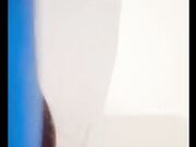 哄骗妹妹闺蜜出来逛街买衣服_商场里大庭广众下就扣逼接着带回酒店穿上制服调教