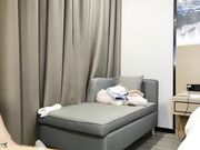 啊啊不行了_身材高挑小穴粉嫩_在沙发女上位骑乘主动啪啪打桩_被小哥操的呻吟连连