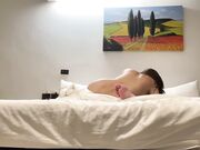 在街头随便带走一个美女回家狠狠爆操