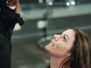 都市摩登女郎 西瓜一样大的奶子