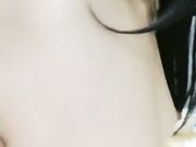 小伙酒店双飞 一个眼睛学生妹一个少妇 身材好温柔体贴服务周到