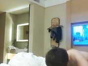 小伙囊中羞涩用肉体满足开个体旅馆的大妈