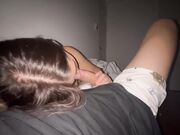 在睡觉时女友突袭我的鸡巴给我口醒 必须用大鸡巴爆操惩罚他