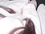 与妹妹电影院偷情！无套内射白虎粉穴妹妹