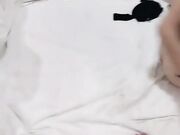 酒店一群小年轻嫩妹群P淫乱 姐妹互玩卫生间尿尿洗澡 再无套啪啪