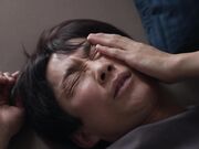 早上醒来竟与青梅竹马裸睡 不知昨晚发生了1