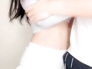 肤白貌美露脸极品好身材的美少妇被小哥各种玩弄蹂躏 口交大鸡巴吸蛋蛋