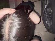 让极品性感姐姐微露脸穿上油光黑丝趴在大马路上露出求操