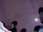 首次开发18岁白虎亲妹妹露出属性，小小年纪竞然如此胆大，无视电影院内监控，小嘴猛嗦我的鸡巴