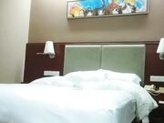 探花精选网约极品苗条文静小少妇69口交抠穴吃奶扛腿抽插