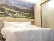 探花精选活泼素颜小姐姐沙发舌吻玩穴激情啪啪肤白貌美可人小娇娘