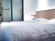 经典作之三飞丸子头 三女同床玩出花听译字幕增强版