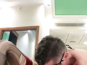 黑丝高跟少妇出轨老外 剃毛吞精 深喉草嘴吃奶玩逼刮逼毛 高难度姿势草逼