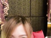 和性感机车女郎在酒店享受雨后性爱时光