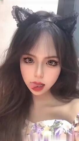 最骚反差婊 记录10位学妹淫乱私生活 稚嫩少女B里灌酒