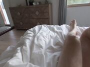 波兰天使莉娜在小屋里很期待男人