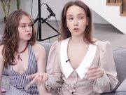 一个可爱的20岁女孩 她非常喜欢和巨大的鸡巴做爱