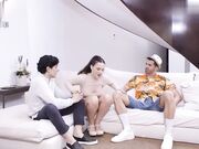 远房亲戚来借住偷情骚妻坐上西班牙大屌