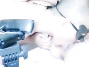 HD骚情小护士被压在身下多姿势爆草，呻吟给力高潮不断，最后口暴