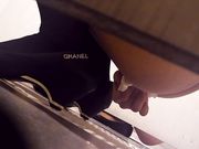 陆陆续续来方便的美眉