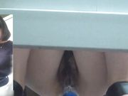 女厕偷拍红高跟妹子人美逼嫩