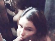 喝多了被三言两语哄到卫生间