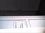 女厕近距离偷拍怎么拍的这么清晰