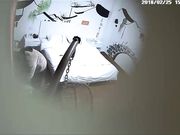 大叔与风骚人妻偷情骚货很饥渴