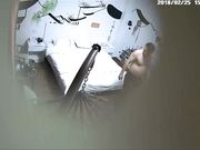 大叔与风骚人妻偷情骚货很饥渴